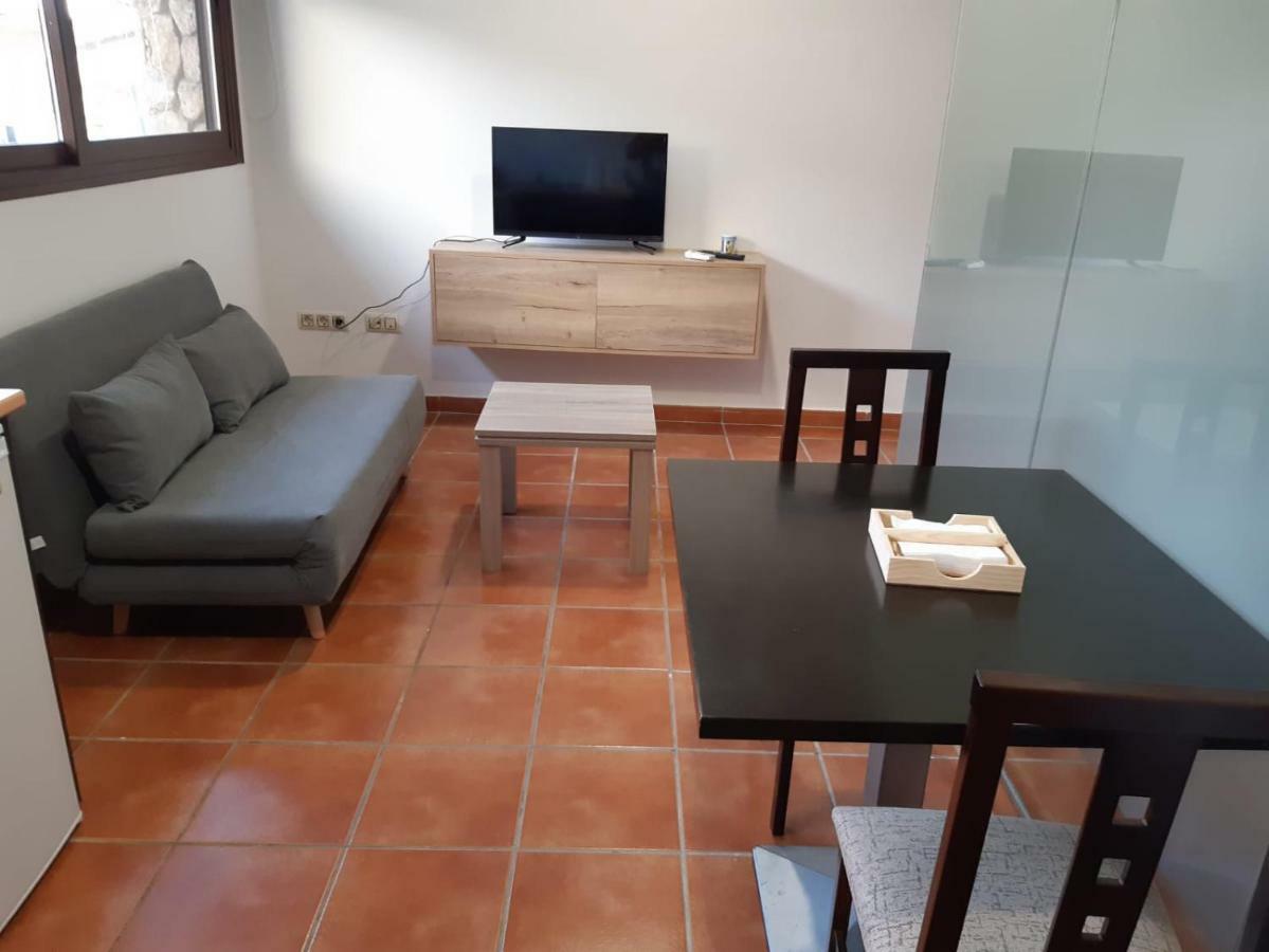 Apartamentos Fuente Arriba Poyales Del Hoyo Екстериор снимка